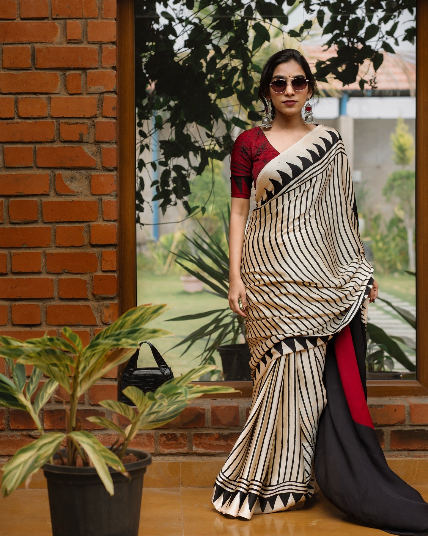 Elegant Beige Satin Saree with Black Line And Red Bindi Design & Black Pallu