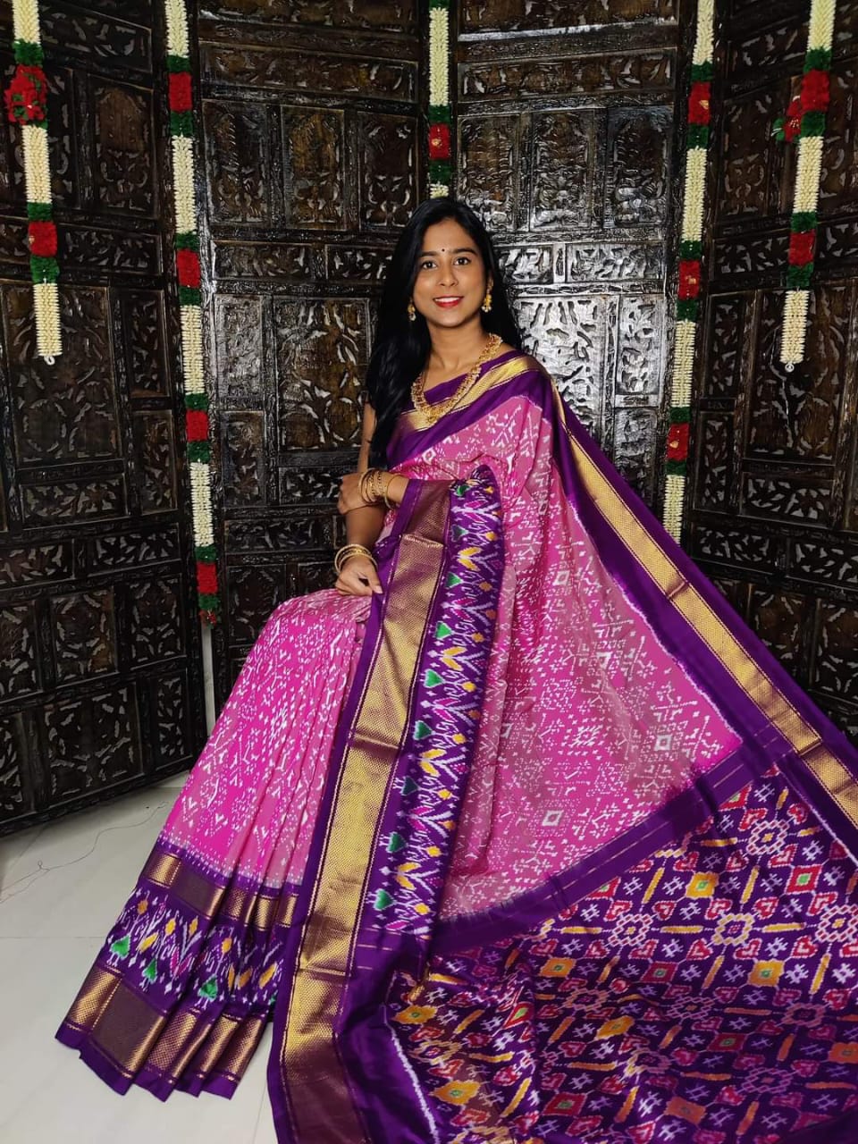 Pochampally Ikkat Pattu Silk Saree