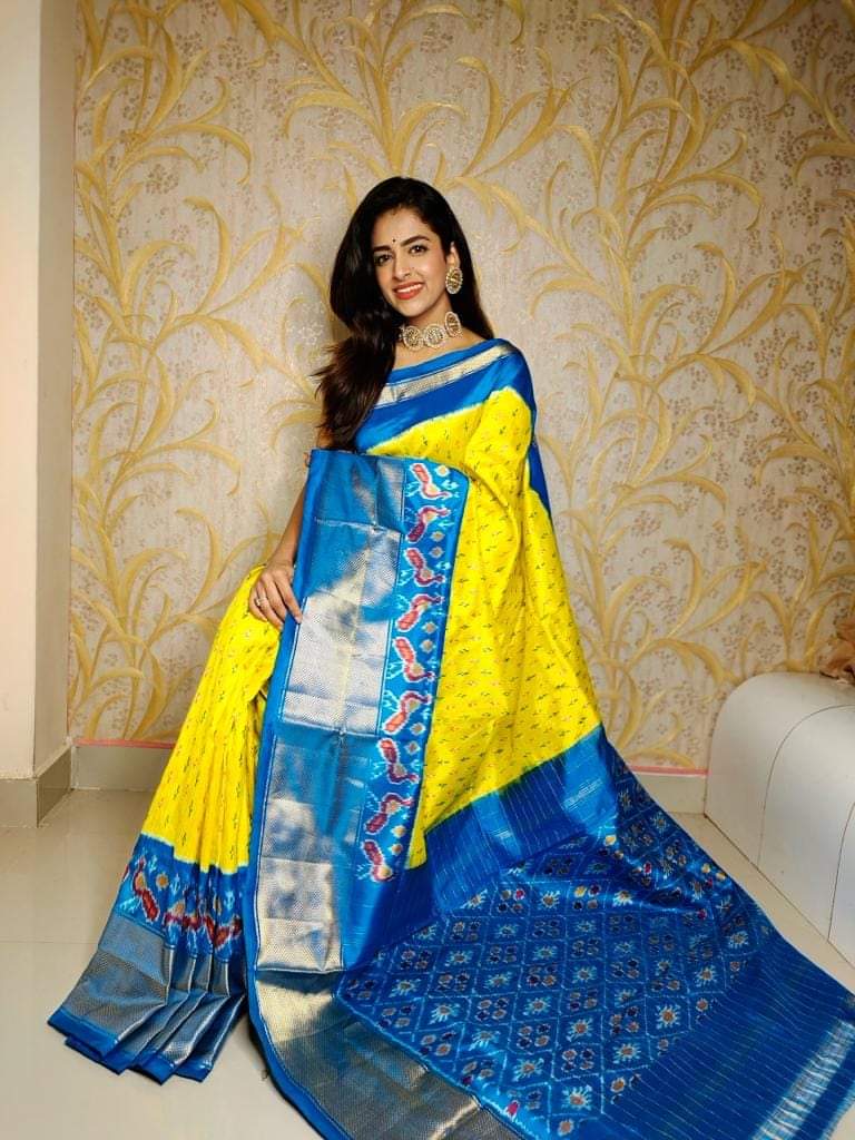 Pochampally Ikkat Dolla Silk Patola Saree