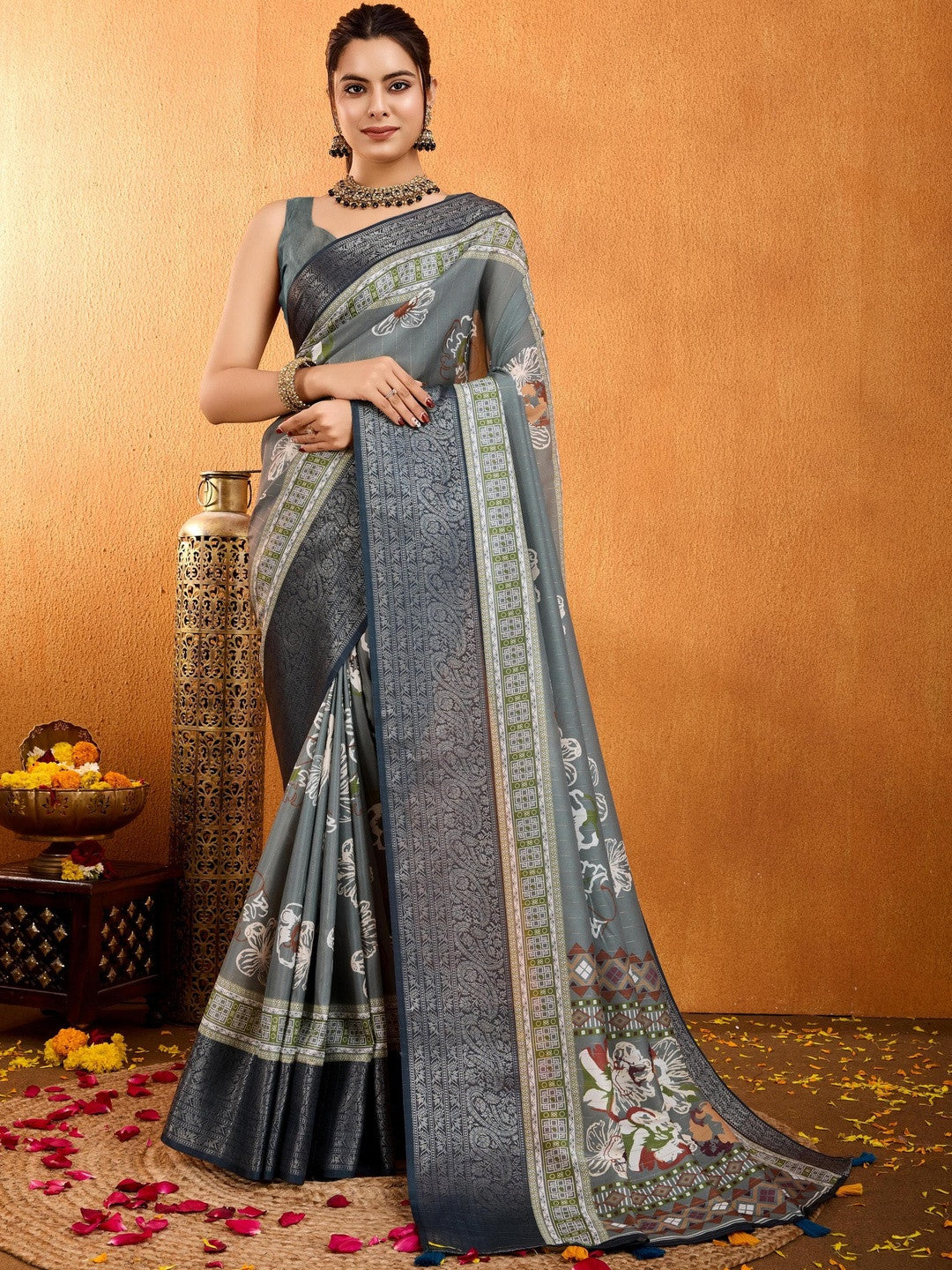 Grey Floral Printed Zari Pure Crepe Saree