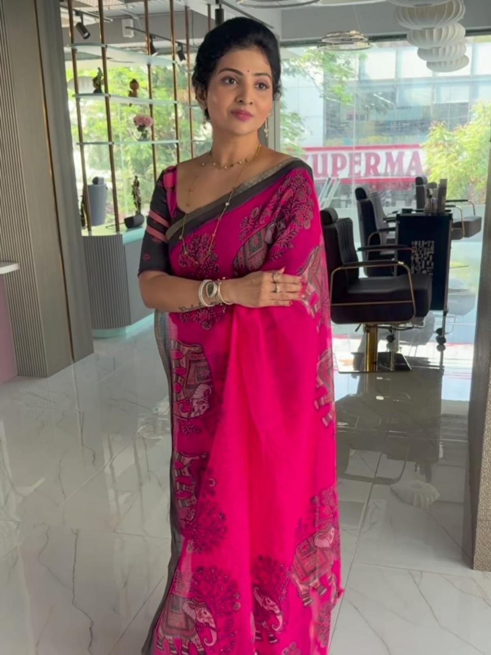 Ethnic Pink Elephant Motif Chanderi Cotton Saree With Zari Border